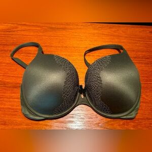 Victoria Secret push-up 32DDD(F)